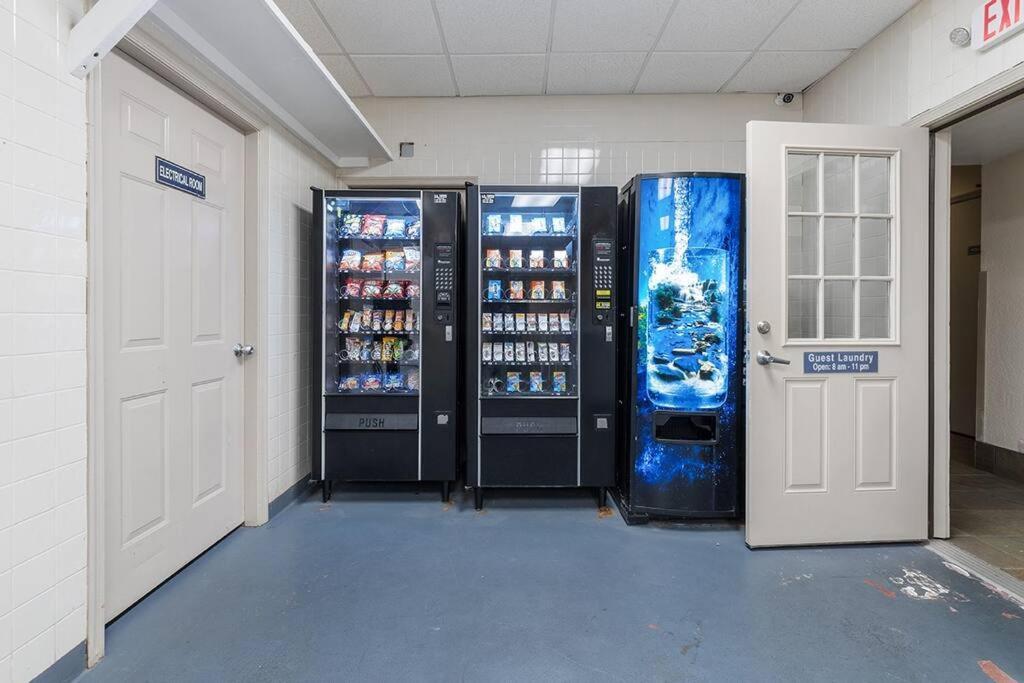Cabana Palms - Oceanfront Renovated King Bed Sauna マートルビーチ エクステリア 写真