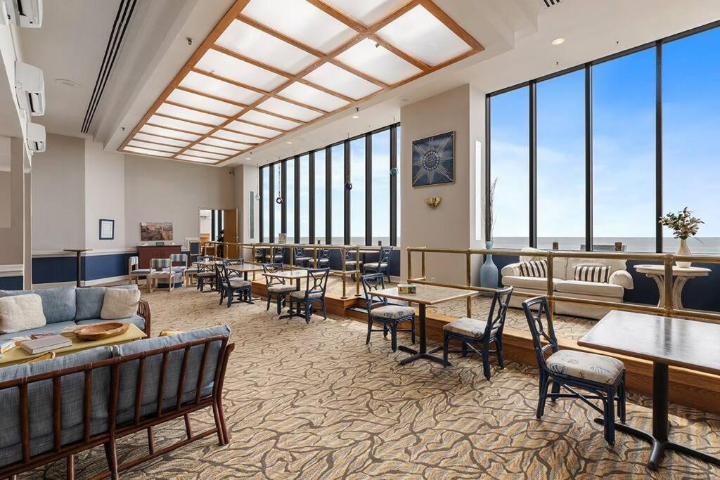 Cabana Palms - Oceanfront Renovated King Bed Sauna マートルビーチ エクステリア 写真
