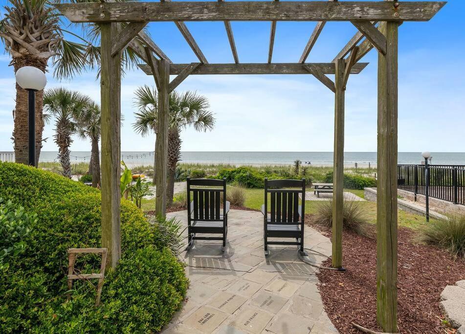Cabana Palms - Oceanfront Renovated King Bed Sauna マートルビーチ エクステリア 写真